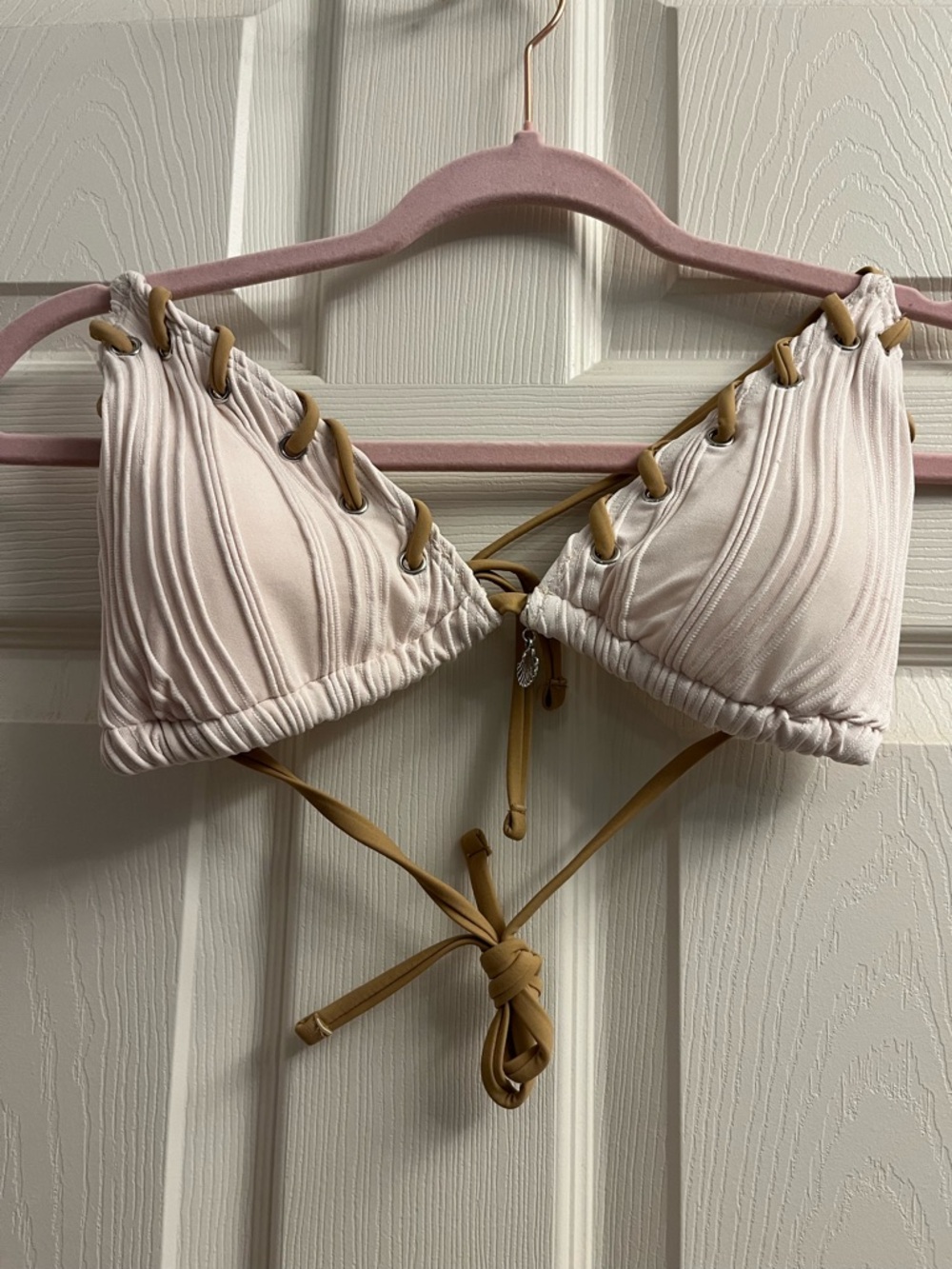 Off White Ribbed Lace-Up Bikini with Tan and Silver Accents 3 Piece Small New - Picture 5 of 10